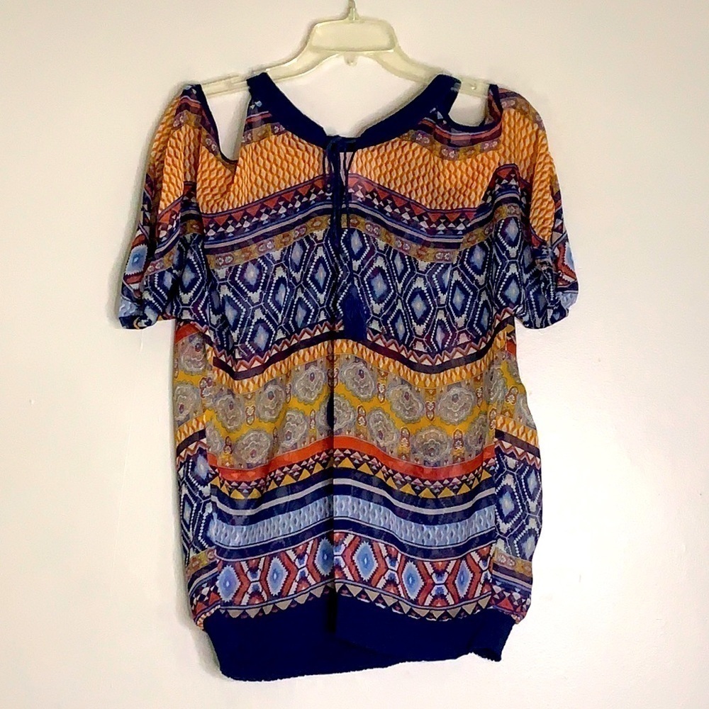 Romeo & Juliet couture cold shoulder Tassel top Small blouse